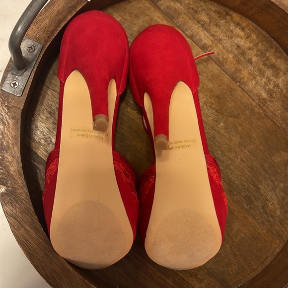 Red Rhinestone 7 1/2. 5 inch Stiletto heel shoes. Dream pairs Never worn. - Picture 5 of 8